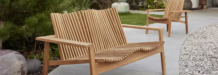 A teak bench.
