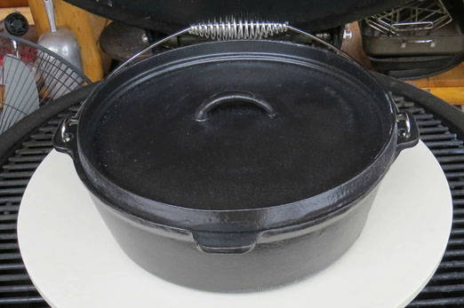 Cast Iron Dutch Oven